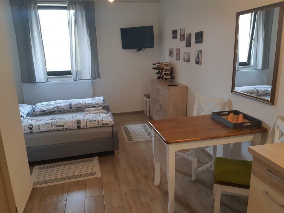 Apartamento Pod horou Stiavnicke Bane Exterior foto